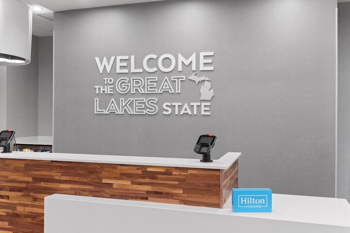 Hotel Interior 6 of 35