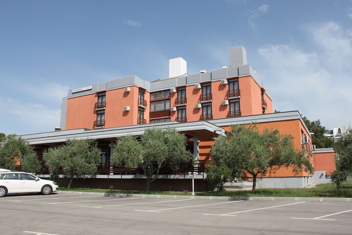 Hotel 44 of 50