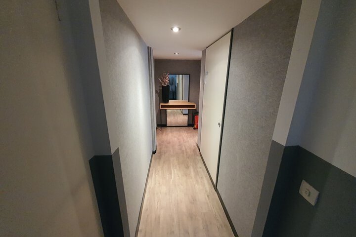Room 22 of 41
