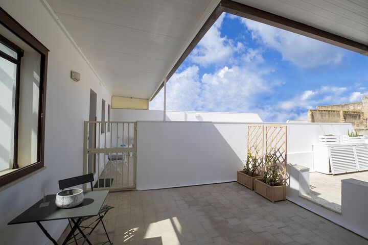 Terrace/Patio 97 of 99