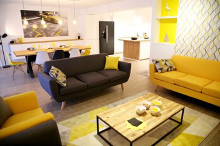 Room 27 of 28