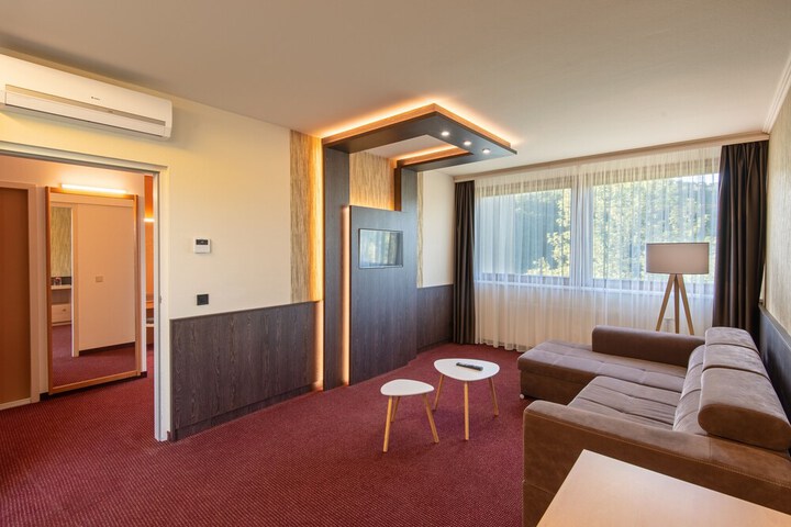 Room 6 of 41