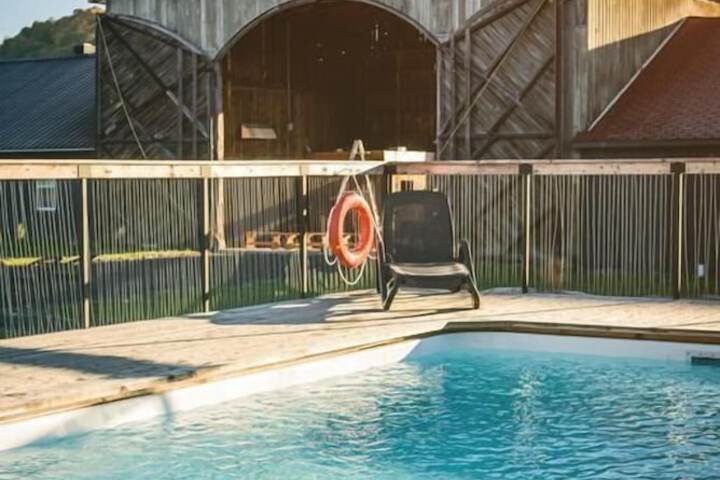 Pool image of Balnea Hotel