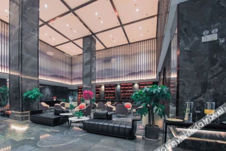 Hotel Interior 18 of 40