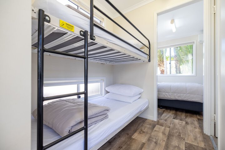 Room 20 of 96