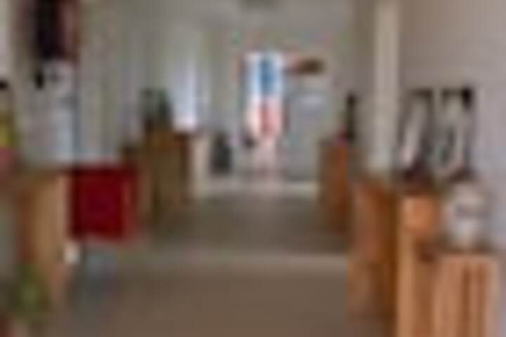 Ballroom/Hall 95 of 114