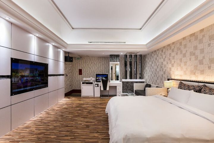 Room 57 of 216