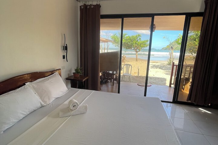 Room 8 of 61