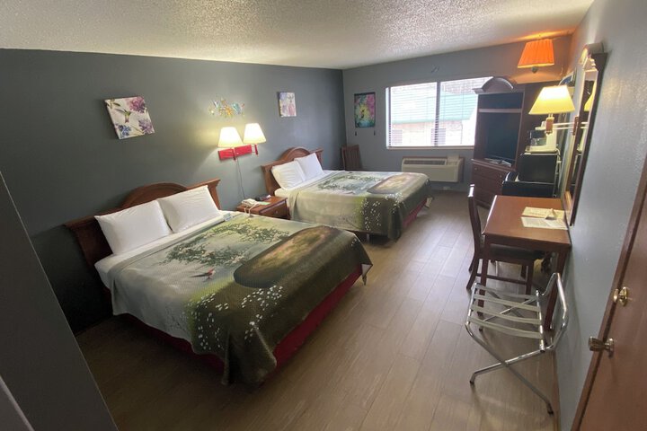 Room 55 of 106