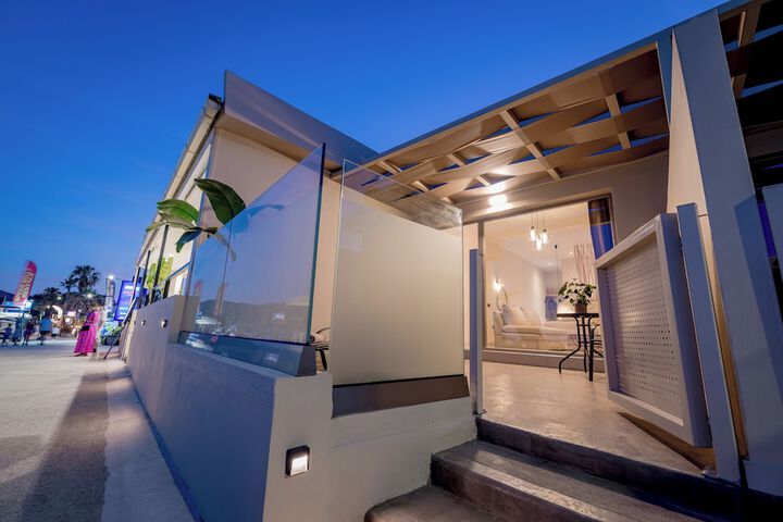 Terrace/Patio 45 of 64