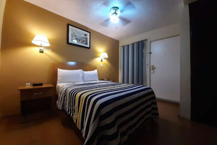 Room 20 of 42