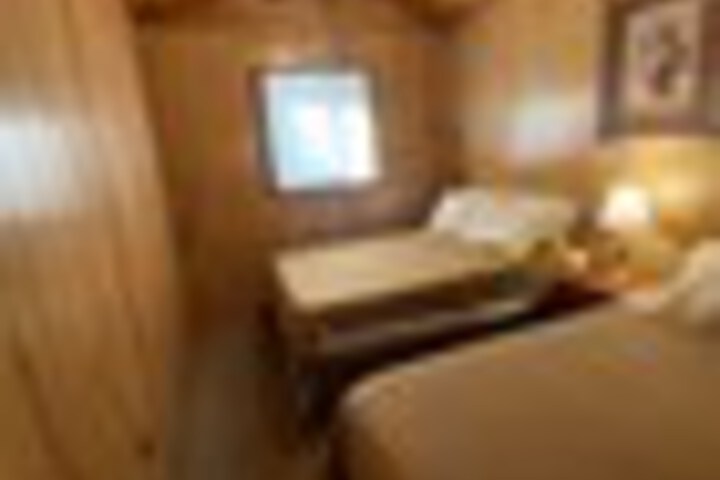 Room 47 of 342