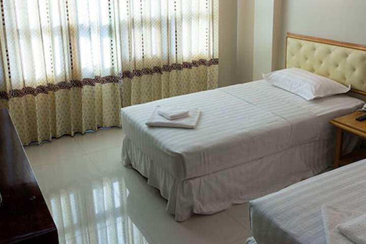 Room 8 of 52