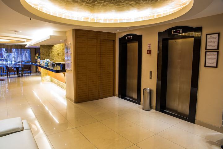 Hotel Interior 4 of 26