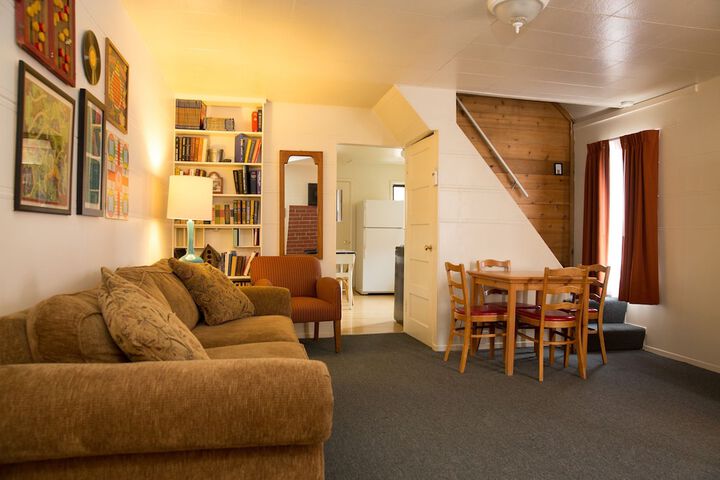Room 72 of 133