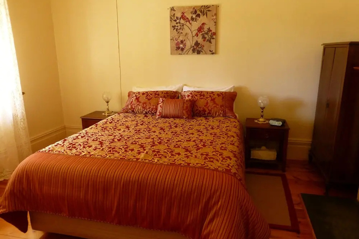 Room 2 of 14