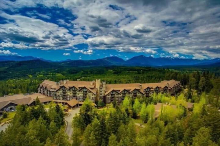 Photo of Suncadia Resort Luxury Suite with Amazing Mountain Views