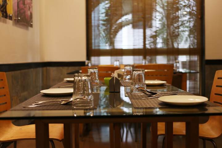 Dining 37 of 47