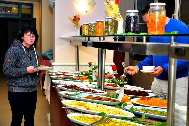 Dining 34 of 67