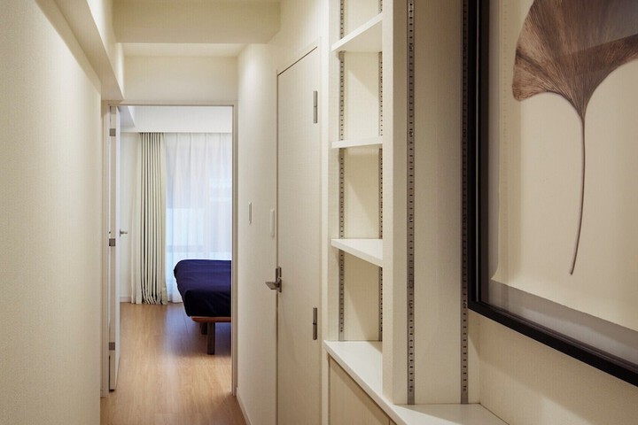 Room 5 of 27