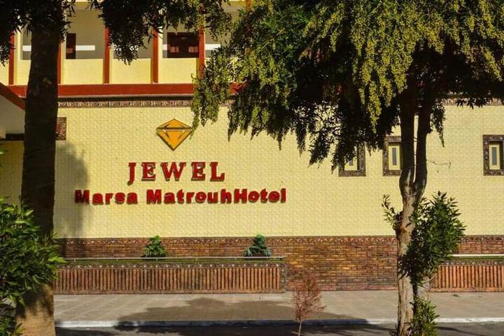 Hotel 32 of 33