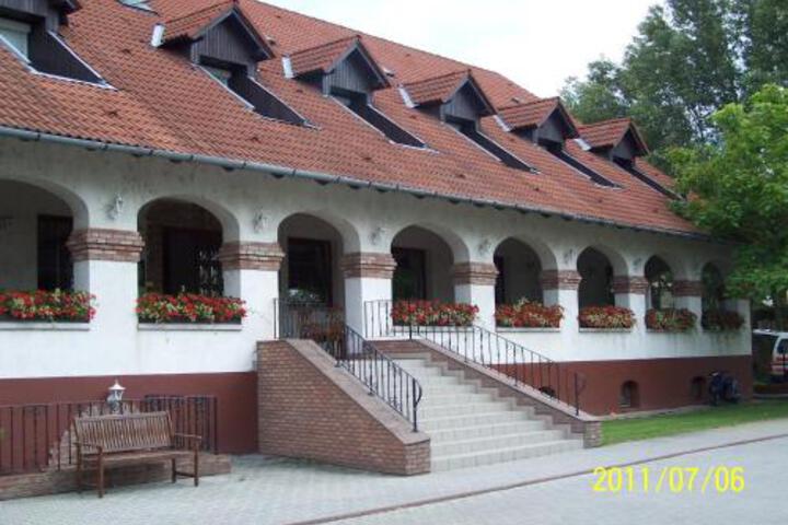 Bajor Panzió