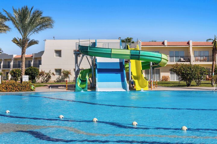 Pool 138 of 199