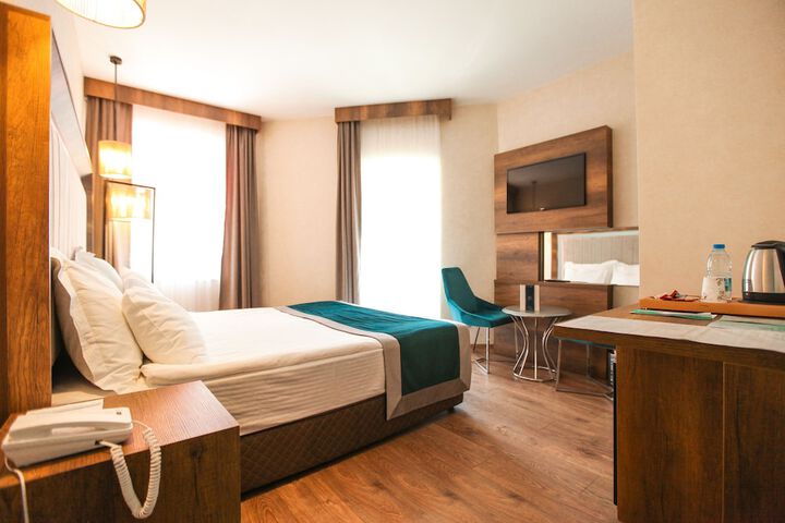 Room 46 of 106