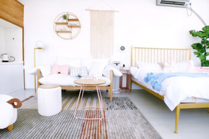 Room 7 of 20