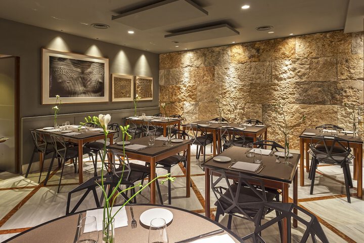Dining 60 of 75