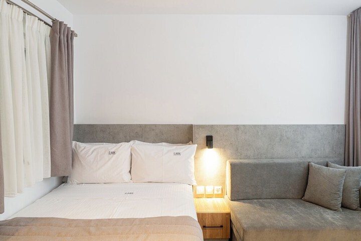 Room 4 of 64