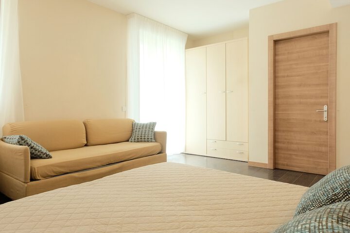 Room 57 of 154