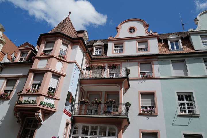 Hotel 52 of 61