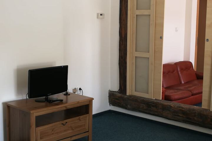 Room 43 of 84