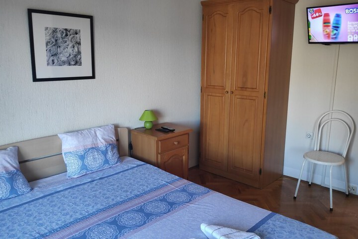 Room 5 of 35