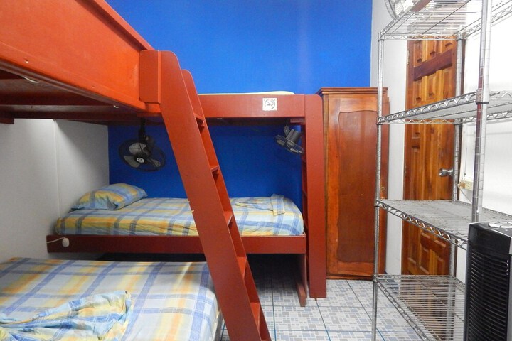 Room 14 of 46