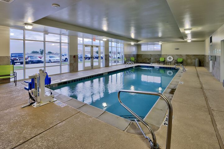 Hotel with Pool