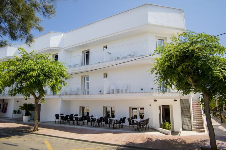 Hotel 81 of 86