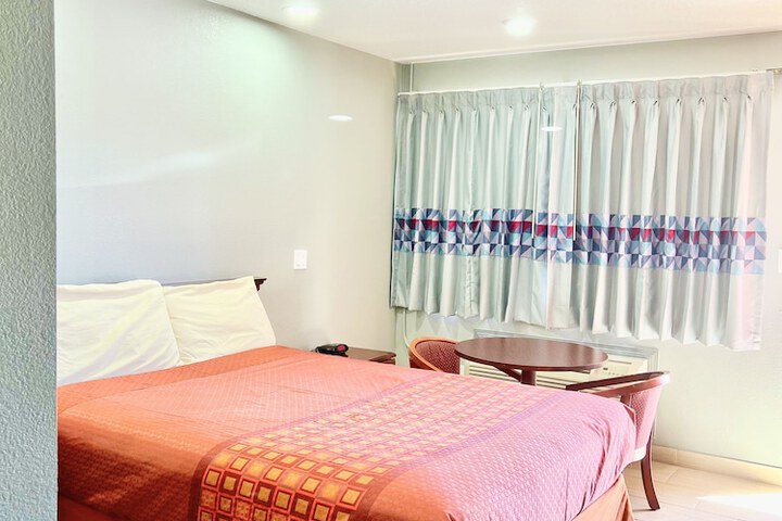 Room 7 of 21