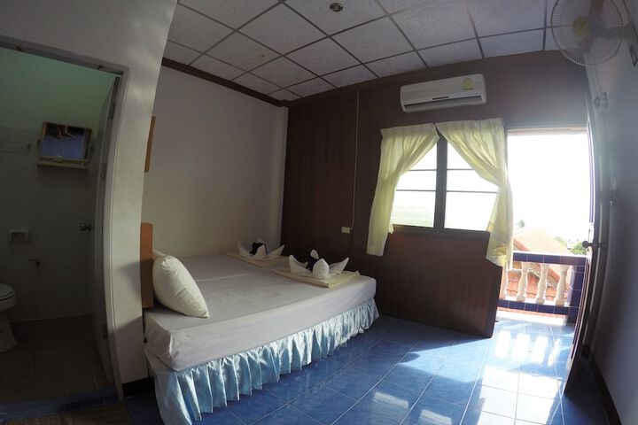 Room 5 of 21