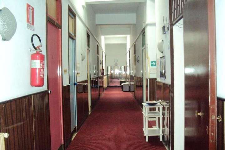 Ballroom/Hall 30 of 37