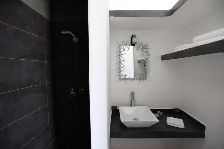 Room 29 of 52