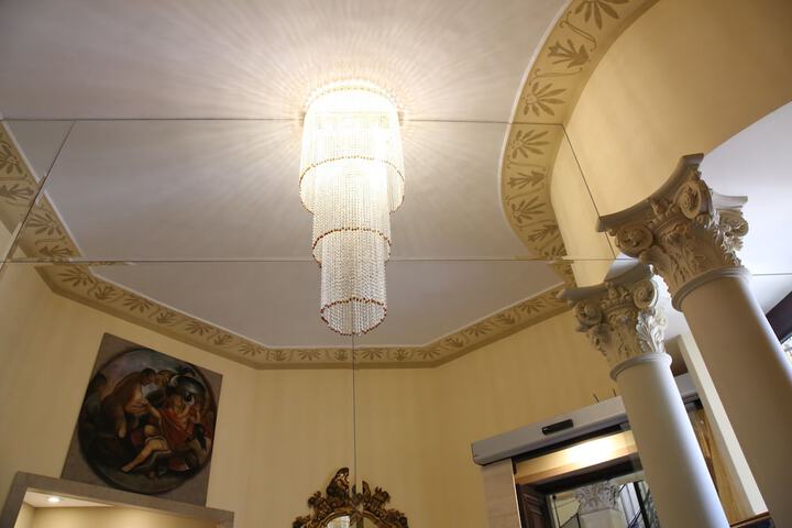 Hotel Lobby