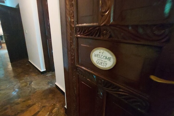 Room 4 of 52