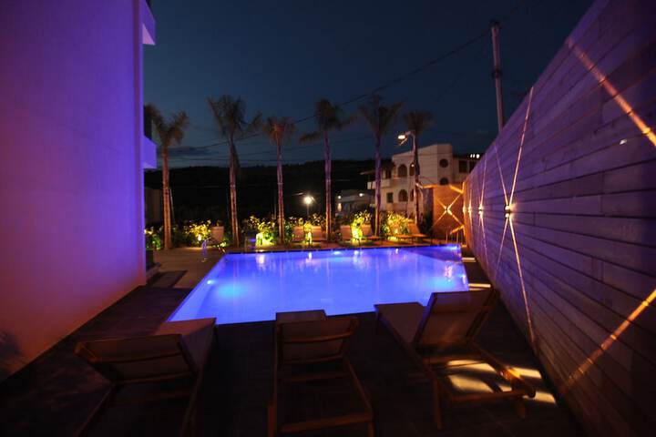 Pool 43 of 59