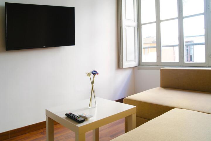 Room 6 of 67