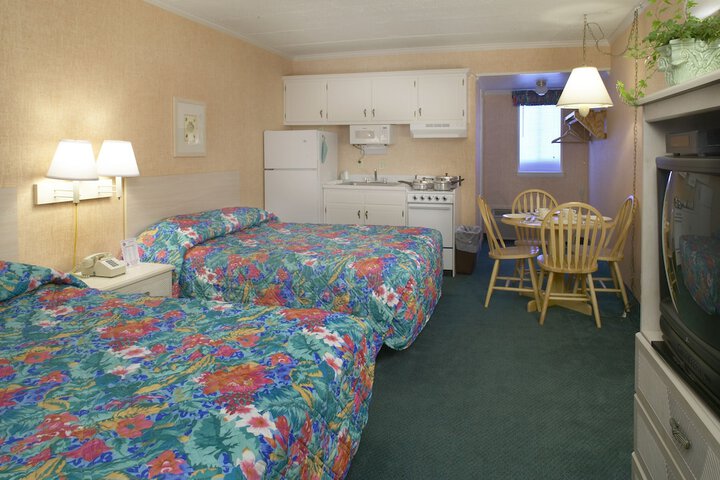 Room 2 of 22