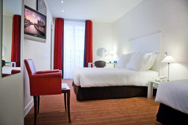 Room 26 of 59