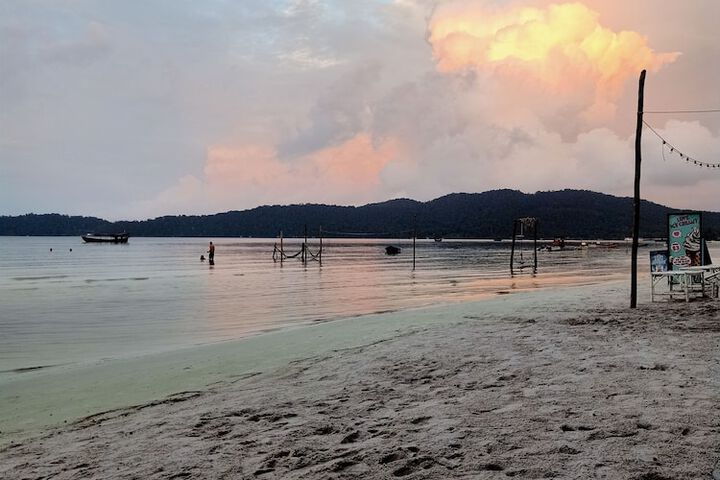 Beach 17 of 18