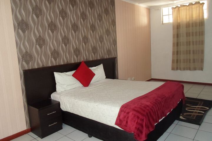 Room 2 of 12